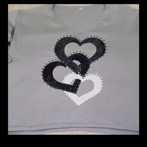 Gray Top - Picture 2 of 5